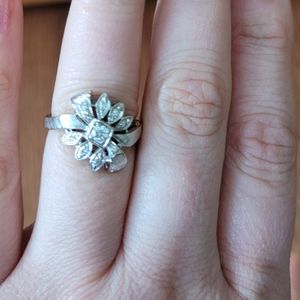 14k White Gold with Diamonds Ring